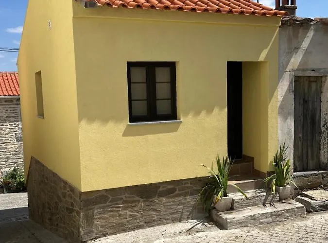 Semesterbostad Casas Do Coa - Casa Do Castelo Vila Nova de Fozcoa